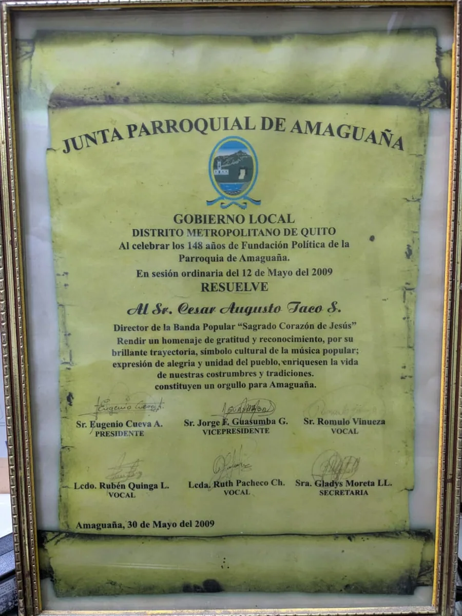 Certificado de reconocimiento de la Junta Parroquial de Amaguaña, fechado en mayo de 2009.
